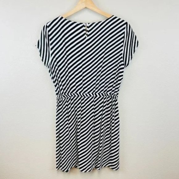 J. Crew Black & White Striped Short Sleeve Mini Dress Size 8 - Picture 8 of 14